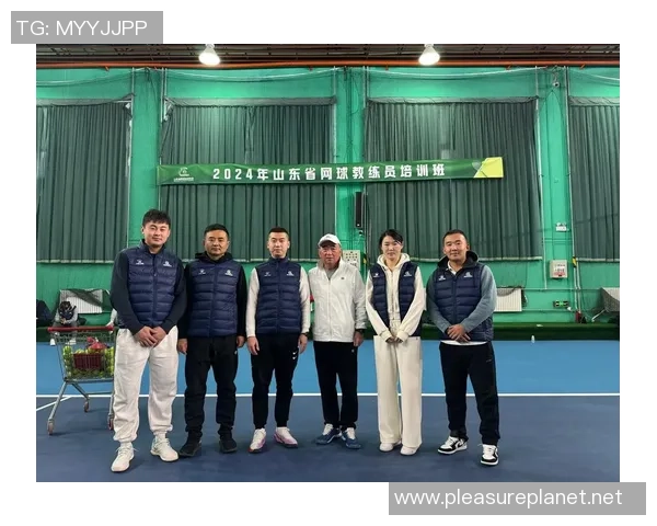 西安网球队的训练与比赛节奏探秘:激情与坚持的网球之旅 西安网球队的训练与比赛节奏探秘:激情与坚持的网球之旅