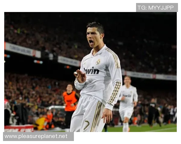 足球巨星成名之路那些经典进球瞬间回顾与分析 足球巨星成名之路那些经典进球瞬间回顾与分析