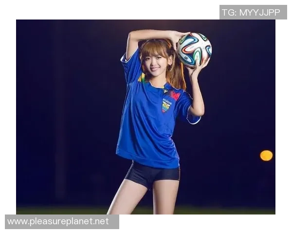 足球明星们的宝贝们如何在绿茵场外绽放光彩与魅力 足球明星们的宝贝们如何在绿茵场外绽放光彩与魅力