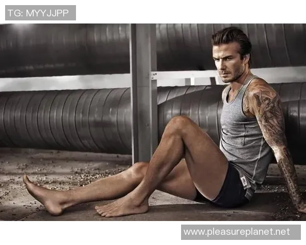 足球明星前胸纹身的艺术与意义探讨 足球明星前胸纹身的艺术与意义探讨