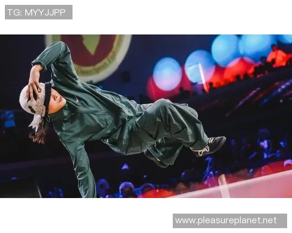 热议街舞：重庆街舞队的力量变革